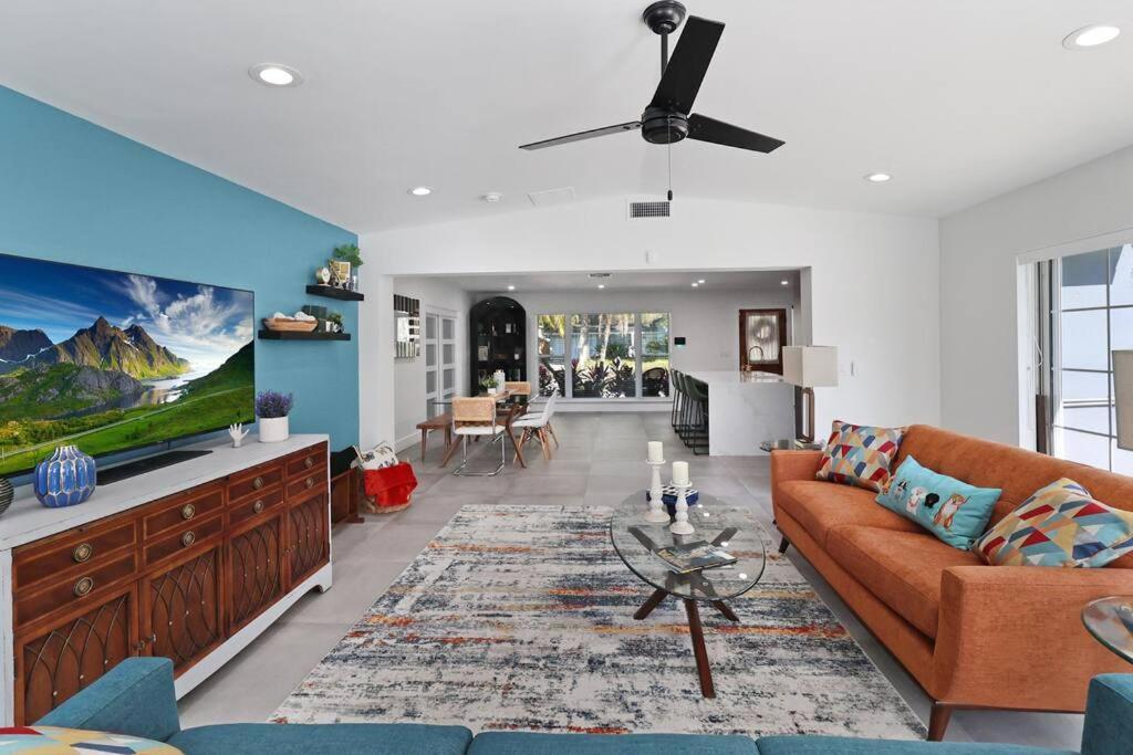 Palm Tree Paradise Tampa Pool Home エクステリア 写真