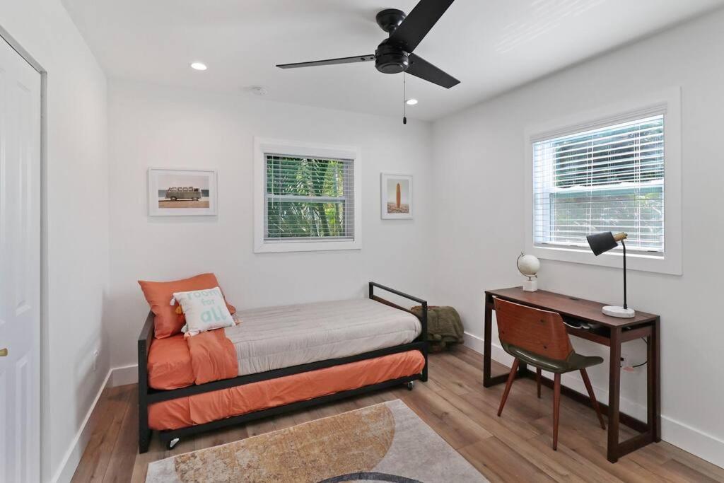 Palm Tree Paradise Tampa Pool Home エクステリア 写真