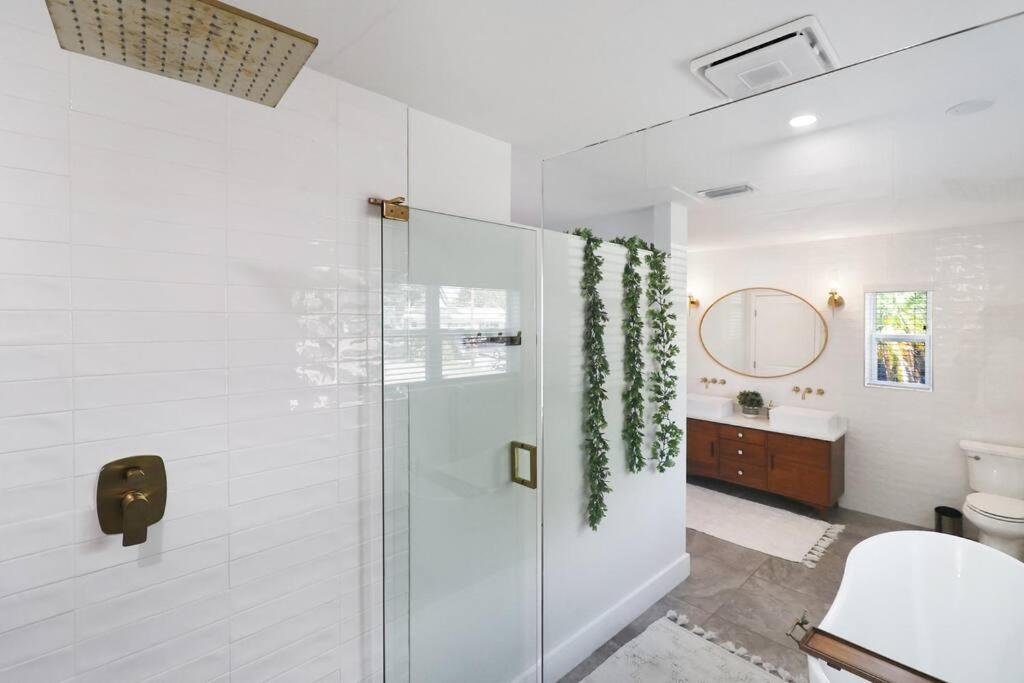 Palm Tree Paradise Tampa Pool Home エクステリア 写真